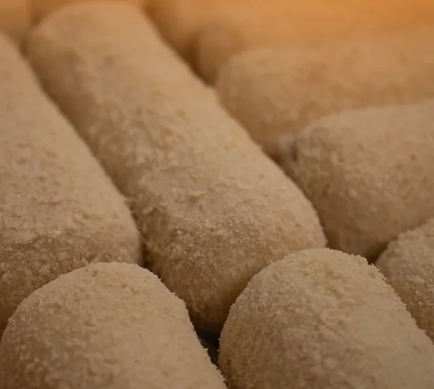 Croquetones empanizados crudos